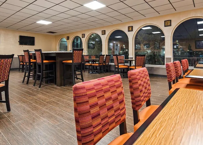 Hotel Western Airport