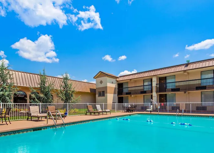 Western Airport Hotel 3*