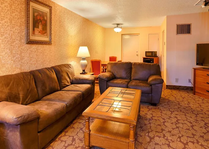 Western Airport Hotel 3*
