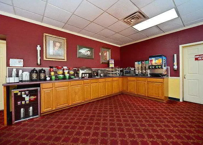 Western Airport Hotel 3*